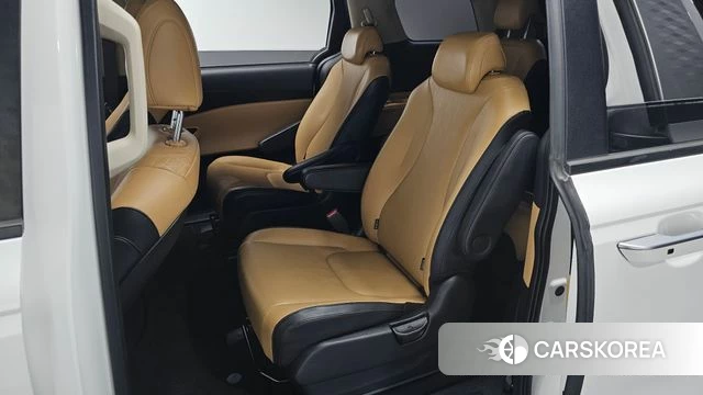 Kia Carnival 4th generation 2022 Белый из Кореи, фото 3