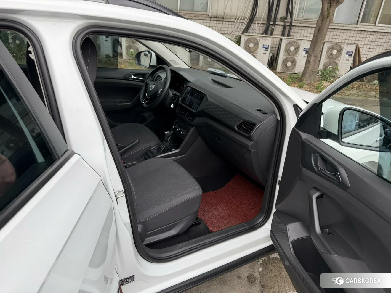 Volkswagen T-Cross 2023 Белый из Китая, фото 3