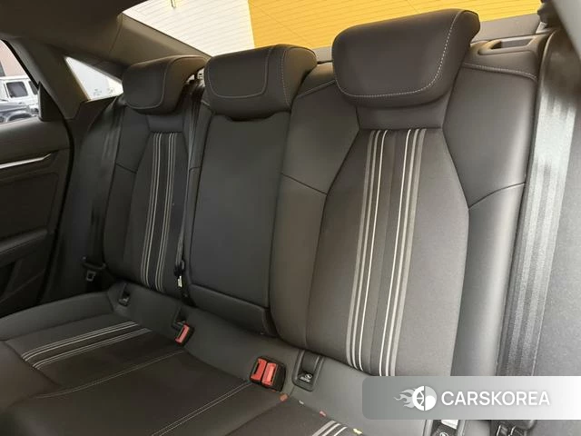 Audi A3 2024 Белый из Китая, фото 3