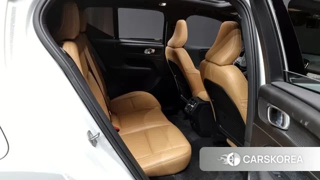 Volvo XC40 2019 Белый из Кореи, фото 3