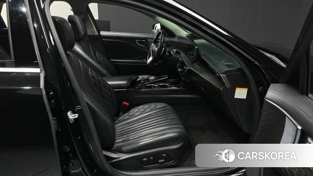 Kia K8 Hybrid 2022 Черный из Кореи, фото 3