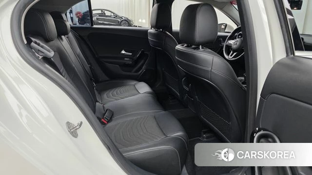 Mercedes-Benz A-Class W177 2019 Белый из Кореи, фото 3