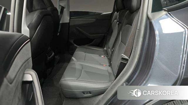 Tesla Model Y 2025 Серый из Кореи, фото 3