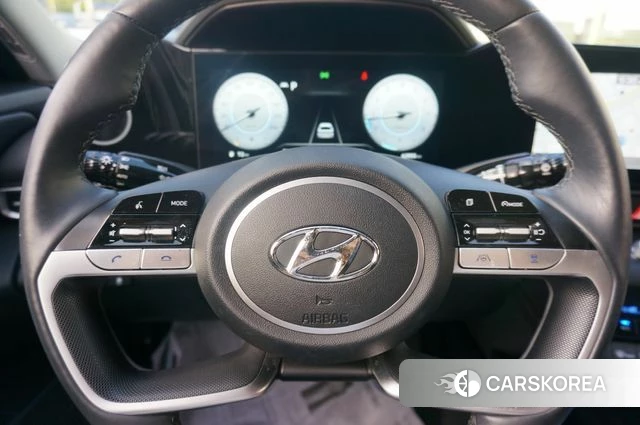 Hyundai Avante (CN7) 2023 Белый из Кореи, фото 3
