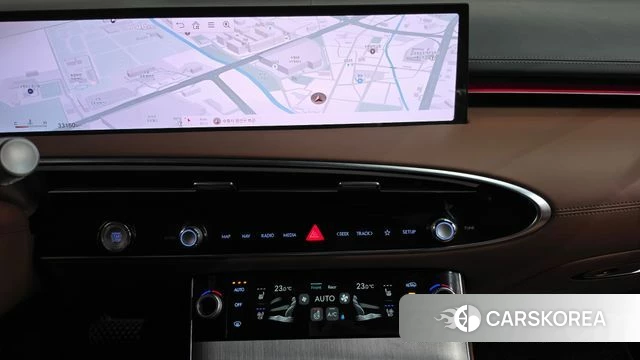 Genesis GV70 2024 Черный из Кореи, фото 3
