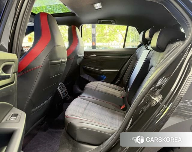 Volkswagen Golf 2021 Черный из Китая, фото 3