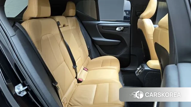 Volvo XC40 2021 Черный из Кореи, фото 3