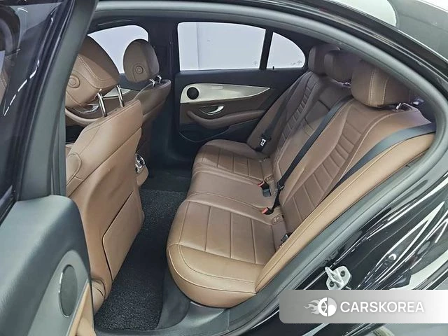 Mercedes-Benz E-Class W213 2019 Черный из Кореи, фото 3