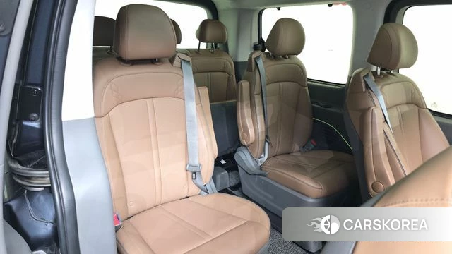 Hyundai Staria 2023 Серый из Кореи, фото 3