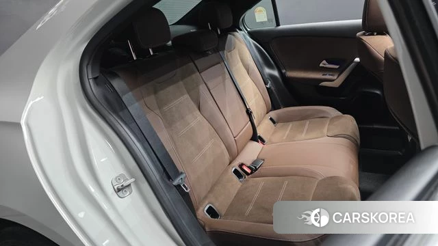 Mercedes-Benz A-Class W177 2024 Белый из Кореи, фото 3