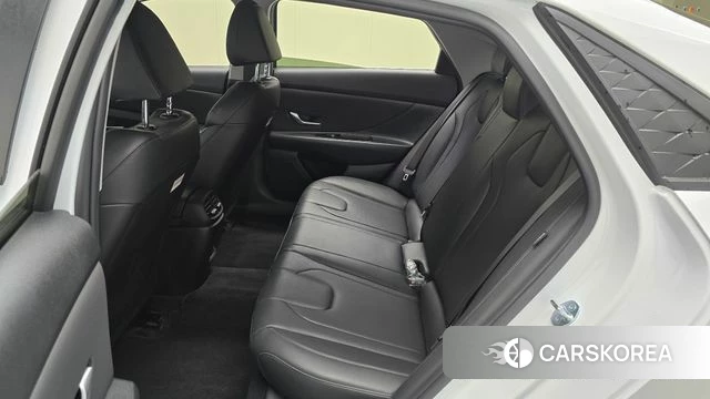 Hyundai The New Avante (CN7) 2025 Белый из Кореи, фото 3