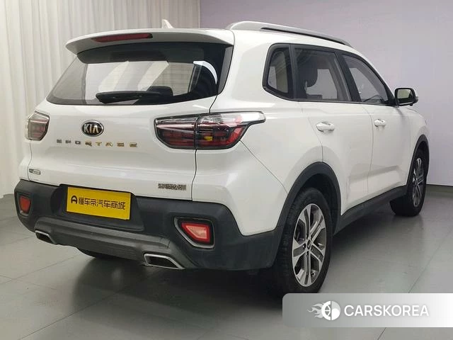 Kia Sportage 2021 Белый из Китая, фото 3