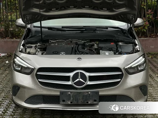 Mercedes-Benz B-class 2020 Серебристо-серый из Китая, фото 3