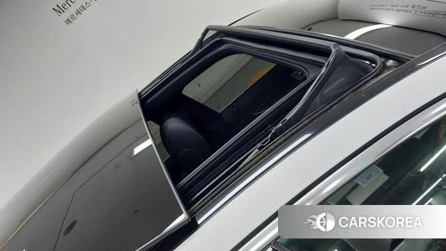 Mercedes-Benz E-Class W213 2022 Белый из Кореи, фото 3