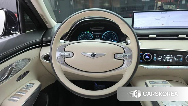 Genesis GV70 2023 Черный из Кореи, фото 3