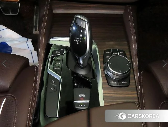 BMW 5 Series (G30) 2019 Черный из Кореи, фото 3