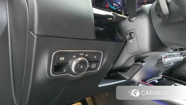 Mercedes-Benz EQA H243 2021 Красный из Кореи, фото 3