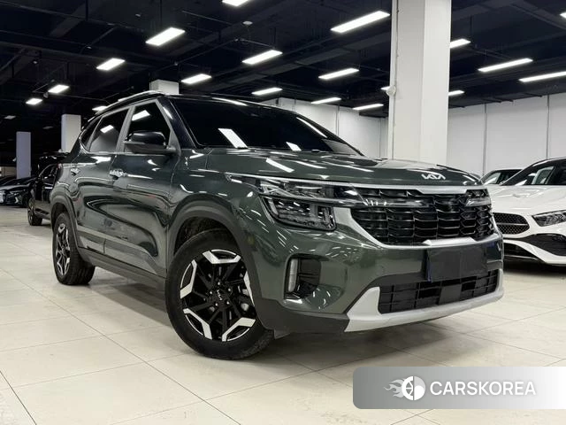 Kia Seltos 2023 Зеленый из Китая, фото 3