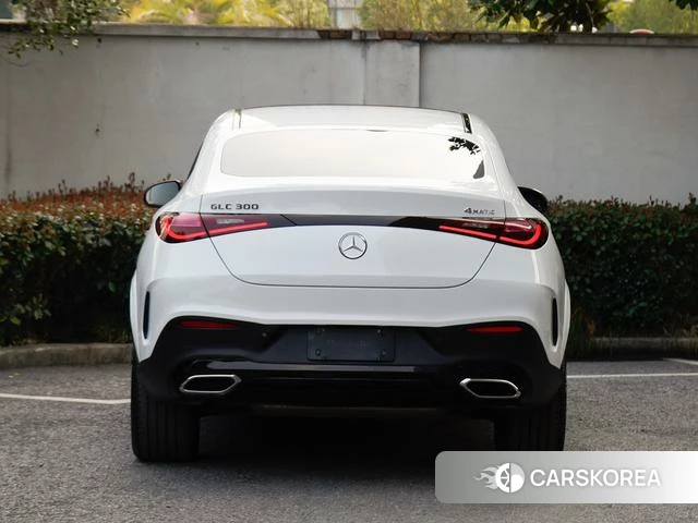 Mercedes-Benz GLC 2024 Белый из Китая, фото 3