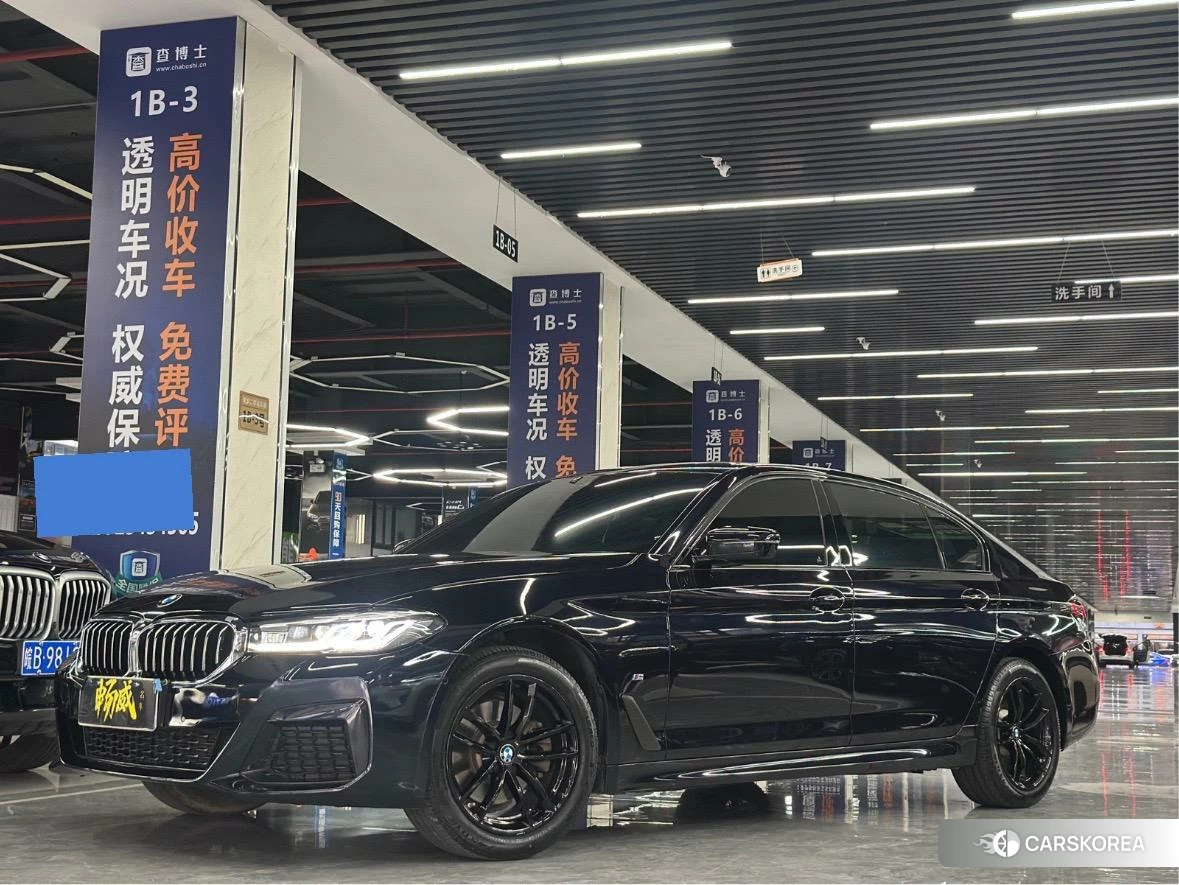 BMW 5 series 2021 Черный из Китая, фото 3