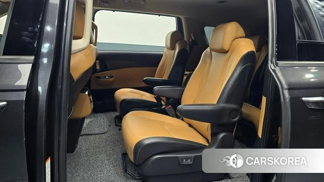 Kia Carnival 4th generation 2020 Серый из Кореи, фото 3