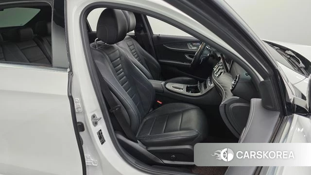 Mercedes-Benz E-Class W213 2022 Белый из Кореи, фото 3