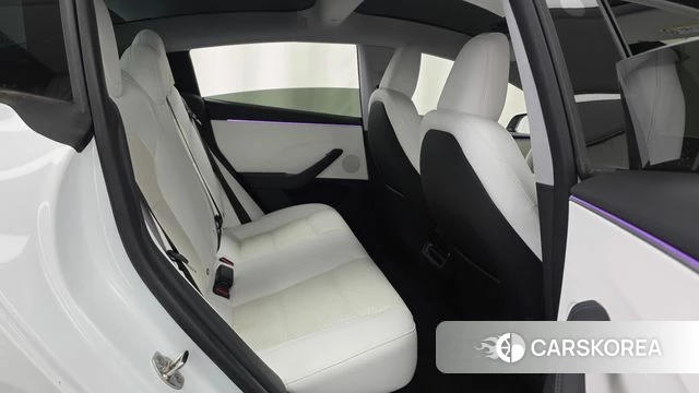 Tesla Model 3 2024 Белый из Кореи, фото 3