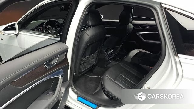 Audi A6 (C8) 2022 Белый из Кореи, фото 3