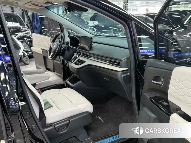 Honda Elysion 2024 Черный из Китая, фото 3