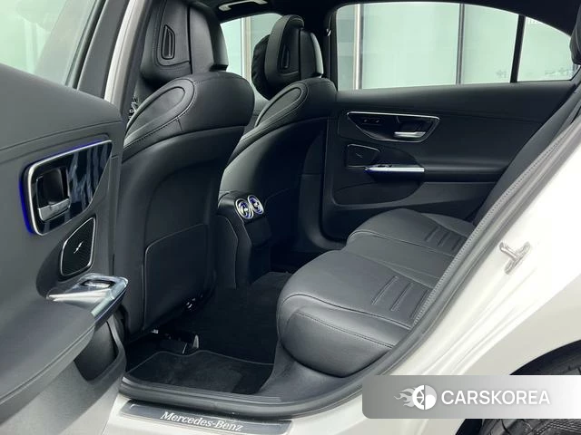 Mercedes-Benz C-class 2025 Белый из Китая, фото 3