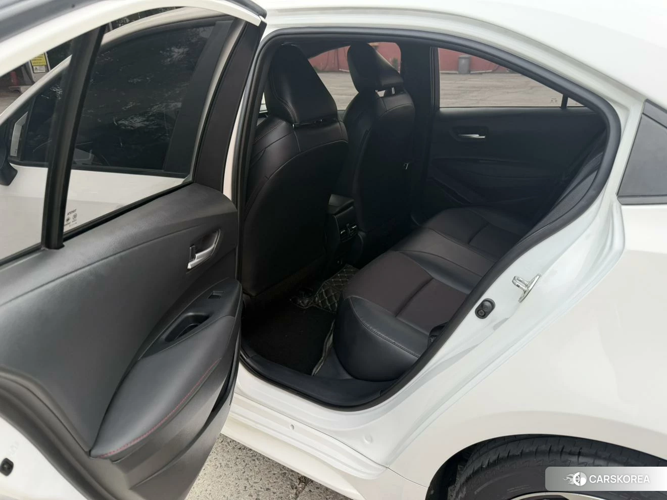 Toyota Levin 2020 Белый из Китая, фото 3