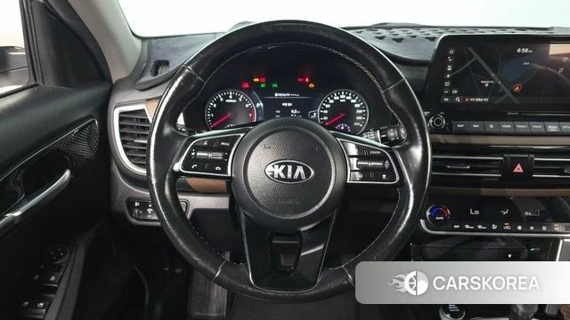 Kia Seltos 2021 Белый из Кореи, фото 3