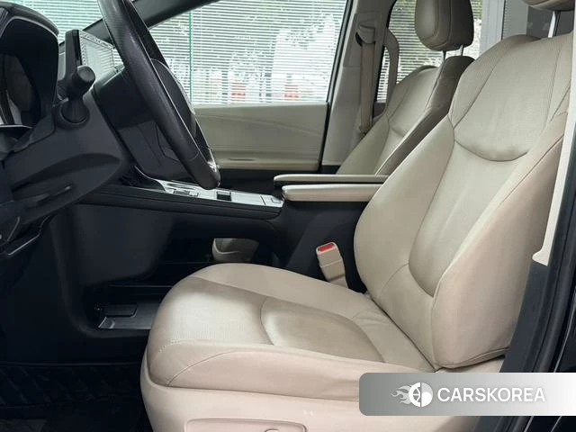 Toyota Sienna 2022 Черный из Китая, фото 3