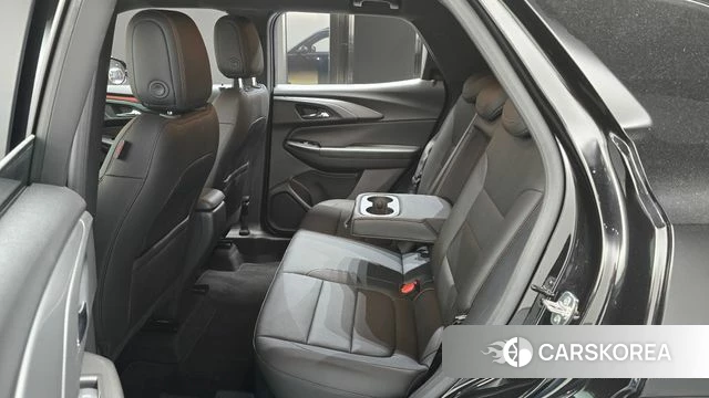 Chevrolet (GM Daewoo) The New Trail Blazer 2024 Черный из Кореи, фото 3