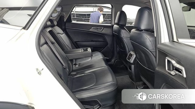 Kia Sportage 5th Generation Hybrid 2022 Белый из Кореи, фото 3