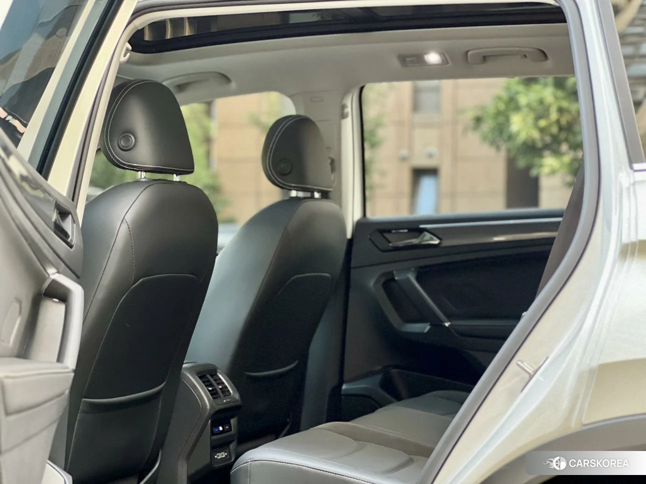 Volkswagen Tiguan L 2020 Белый из Китая, фото 3