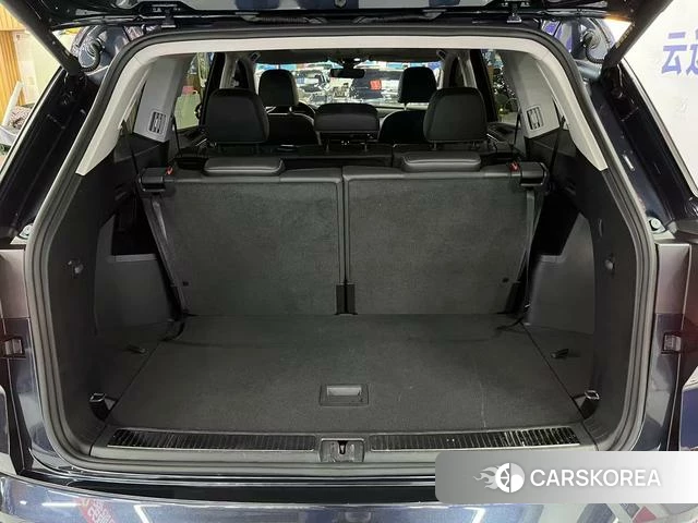 Volkswagen Talagon 2023 Темно-серый из Китая, фото 3