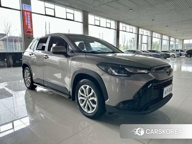 Toyota Frontlander 2022 Шампань из Китая, фото 3