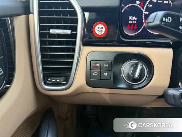 Porsche Cayenne (PO536) 2022 Серебряный из Кореи, фото 3