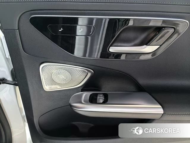 Mercedes-Benz C-class 2024 Белый из Китая, фото 3