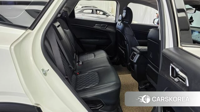 Kia Sportage 5th Generation Hybrid 2022 Белый из Кореи, фото 3