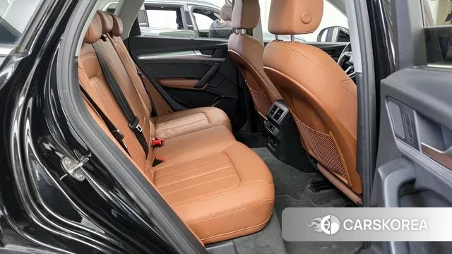 Audi Q5 (FY) 2021 Черный из Кореи, фото 3