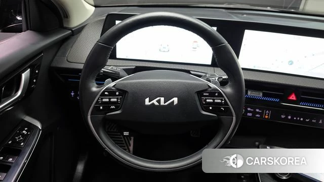Kia EV6 2022 Черный из Кореи, фото 3