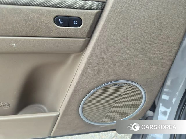 Hyundai The New Ionic 5 2024 Серебристо-серый из Кореи, фото 3