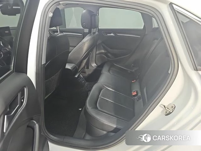 Audi New A3 2019 Белый из Кореи, фото 3