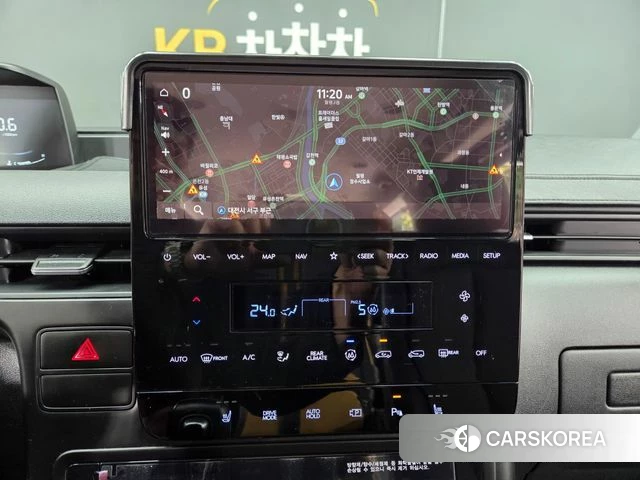 Hyundai Staria 2023 Желтый из Кореи, фото 3