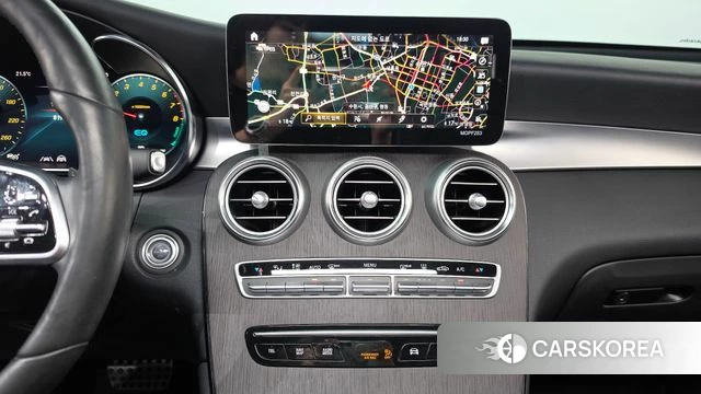 Mercedes-Benz GLC-Class X253 2021 Белый из Кореи, фото 3
