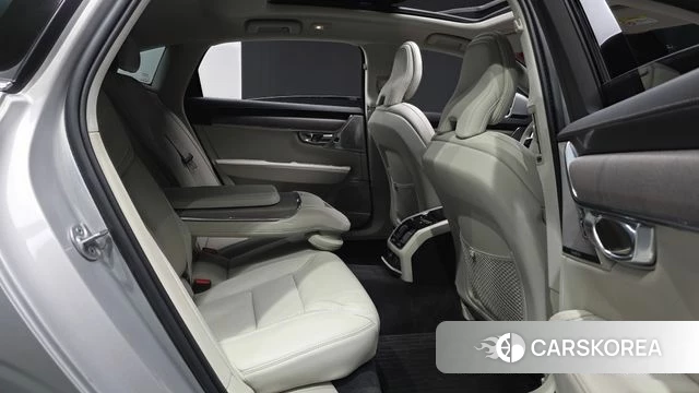 Volvo S90 2024 Серебристо-серый из Кореи, фото 3