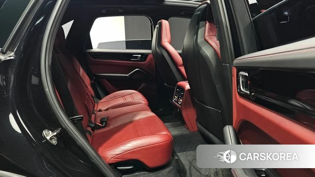 Porsche Cayenne (PO536) id 4937501 из Кореи 3