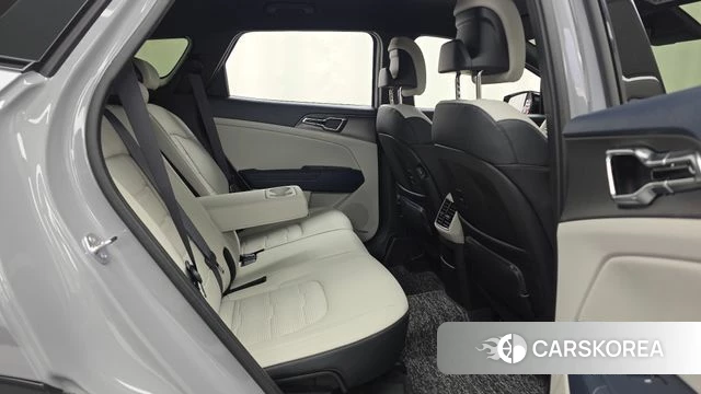 Kia The New Sportage 5th Generation 2026 Серебристо-серый из Кореи, фото 3